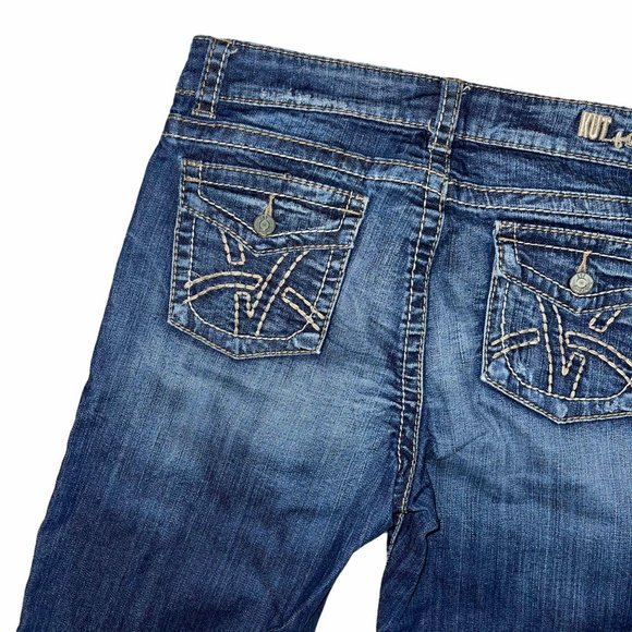 Kut from the Kloth Distressed Bermuda Shorts 10 - Picture 7 of 8